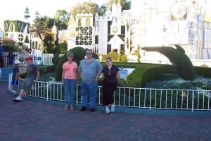 Disneyland with Mom and Dad Hinkson 030.jpg