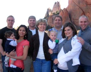 Hinkson Family Picture 3-8-09 (2).jpg